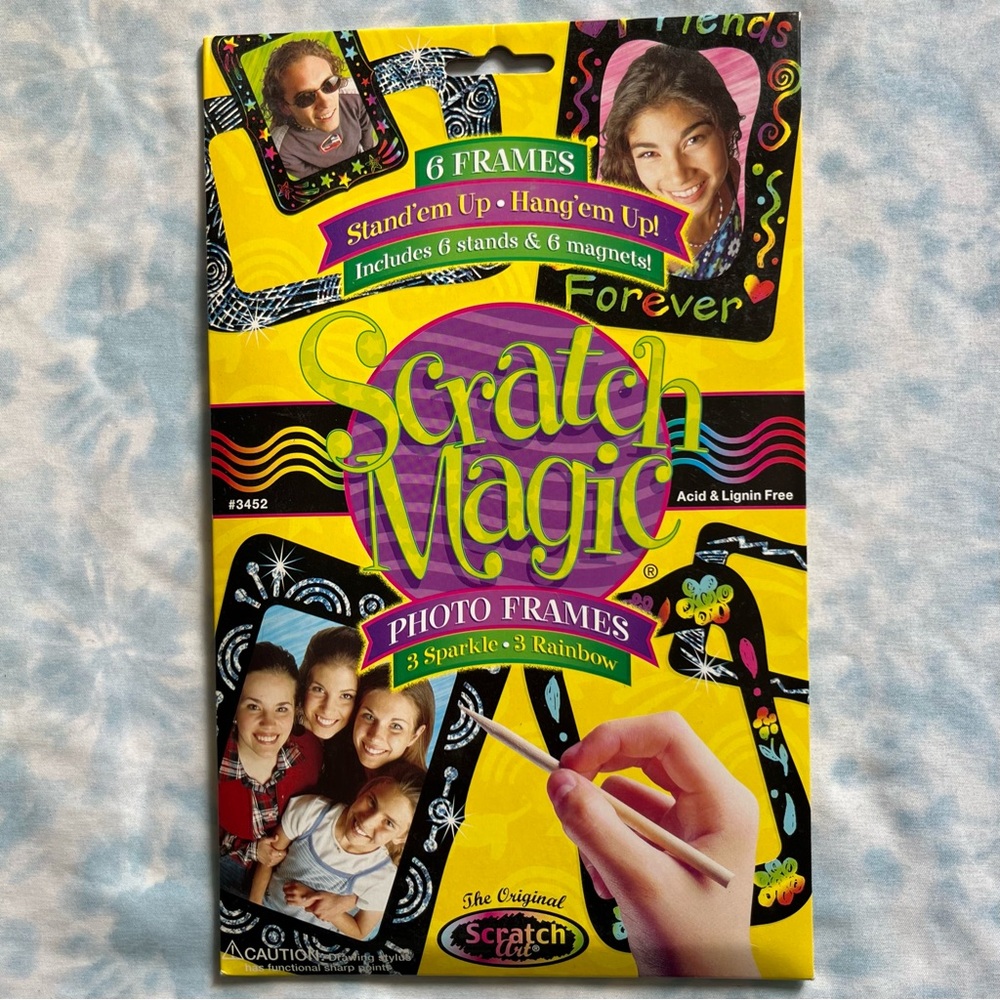 Scratch Magic 6 Photo Frames activity craft kit - BRAND NEW IN PACKAGING